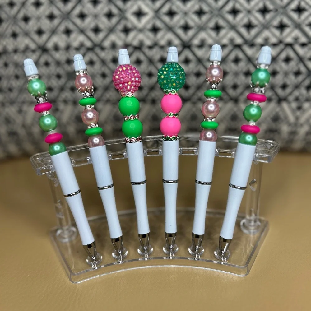 Handmade Pink & Green Beaded Pen 🖋️ - Picture 3 of 3